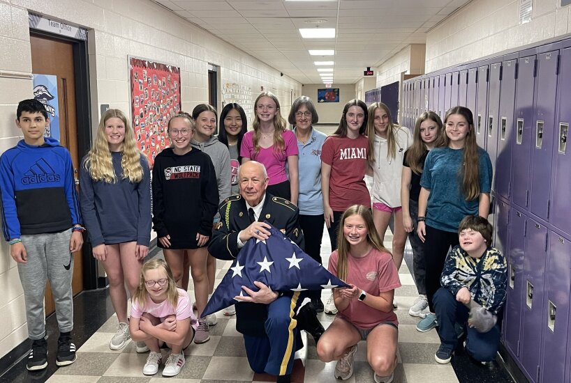 Nagel students donate to support Honor Flight Tri-State